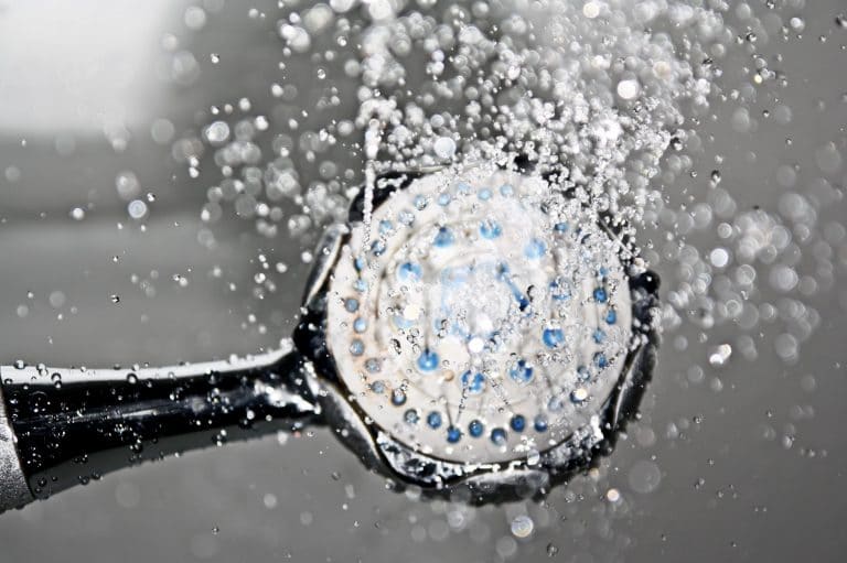 Best Water Softener Shower Head – Buyers Guide and Reviews