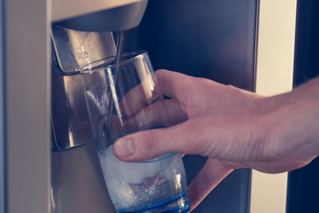 How To Change The Frigidaire Water Filter